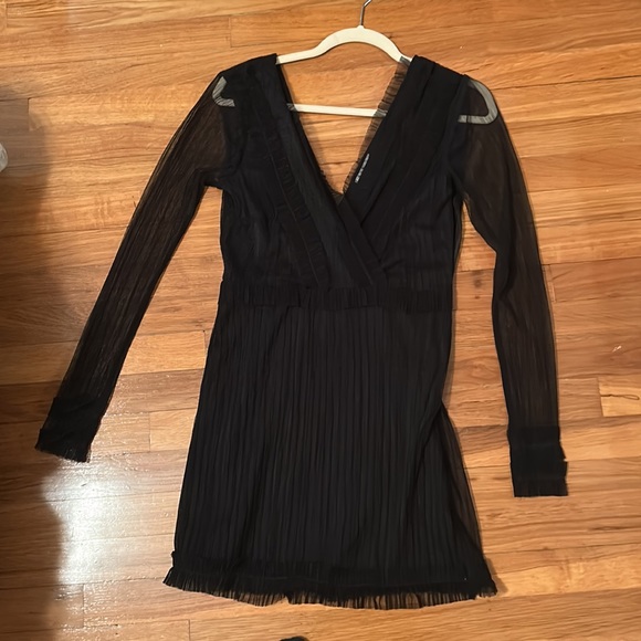 NWOT lovers + friends black dress - Picture 5 of 8